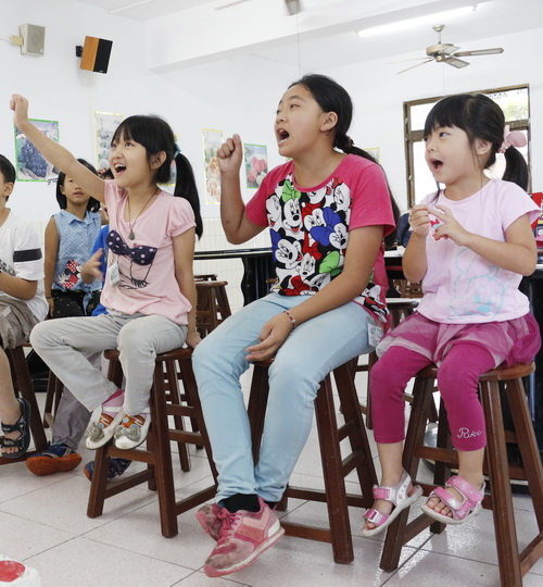 01_我們協會_幻片輪播01_500＊540